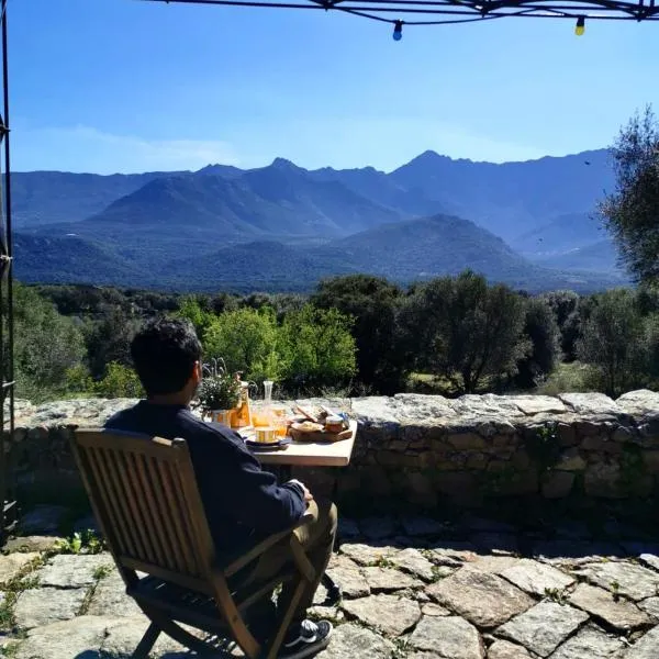L'Aghjalle – hotel w mieście Santa-Reparata-di-Balagna