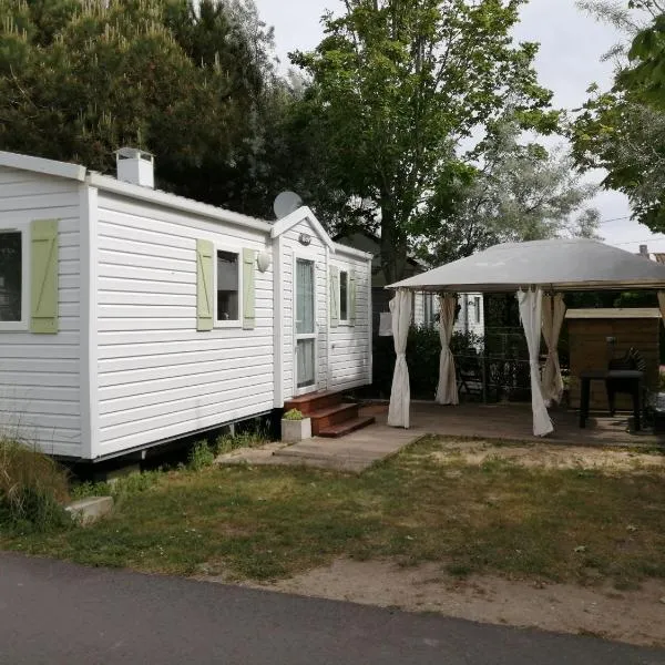 mobilhome ile d'oleron – hotel w mieście La Cotinière