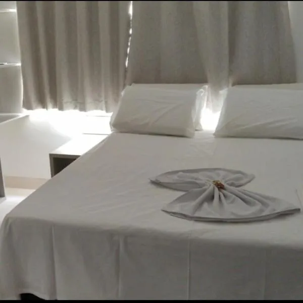 Nico Palace Hotel、グァナンビのホテル