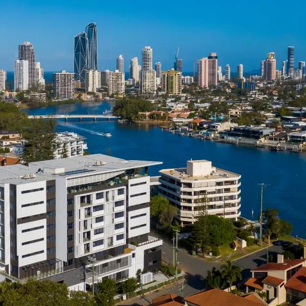 Peninsular Gold Coast to Brisbane Airport (BNE) premium and luxurious chauffeur service