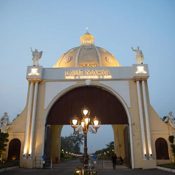 Hukam's Lalit Mahal - Hotel Convention Club, hotel v destinaci Rájpur