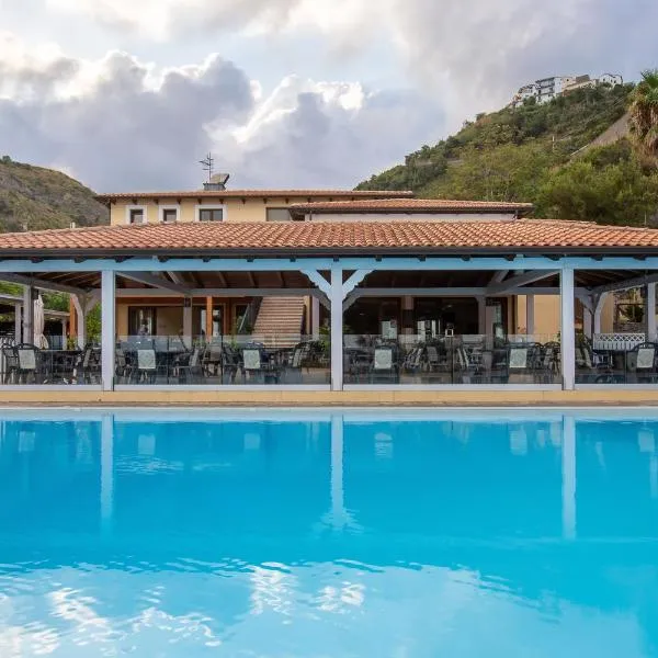 Arcomagno Beach Resort, hotel San Nicola Arcellában