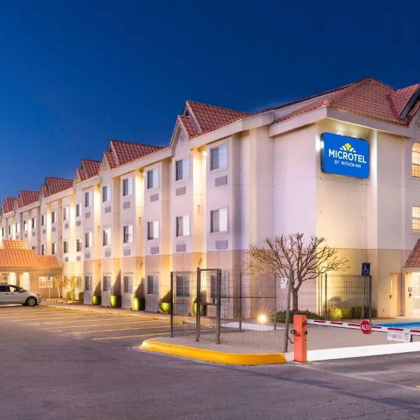 San Guillermo에 위치한 호텔 Microtel Inn & Suites by Wyndham Chihuahua