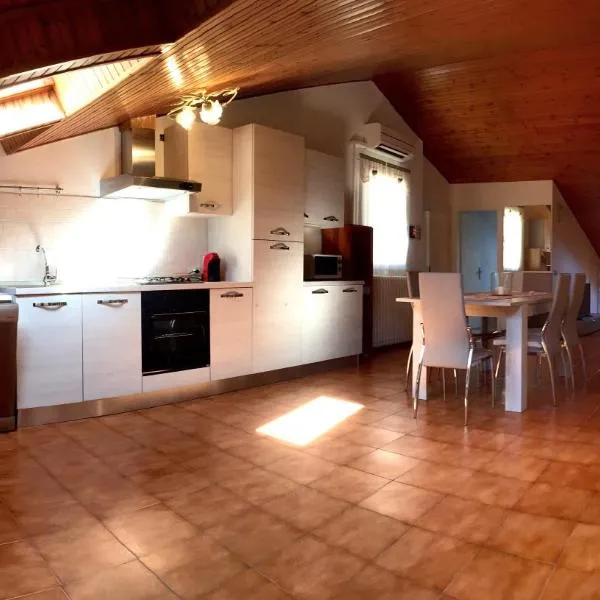 Appartamento Edoardo centro storico Cervia، فندق في تشرفيا