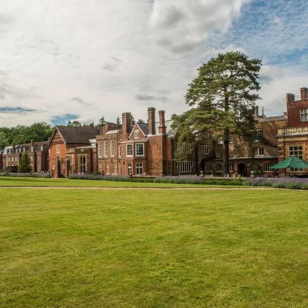 Wotton House, hotel in Newdigate