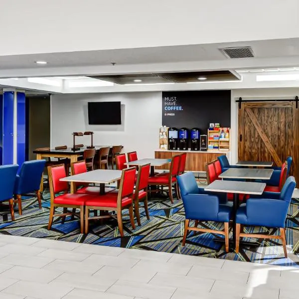 Holiday Inn Express Hillsborough-Durham Area by IHG, hotel a Hillsborough