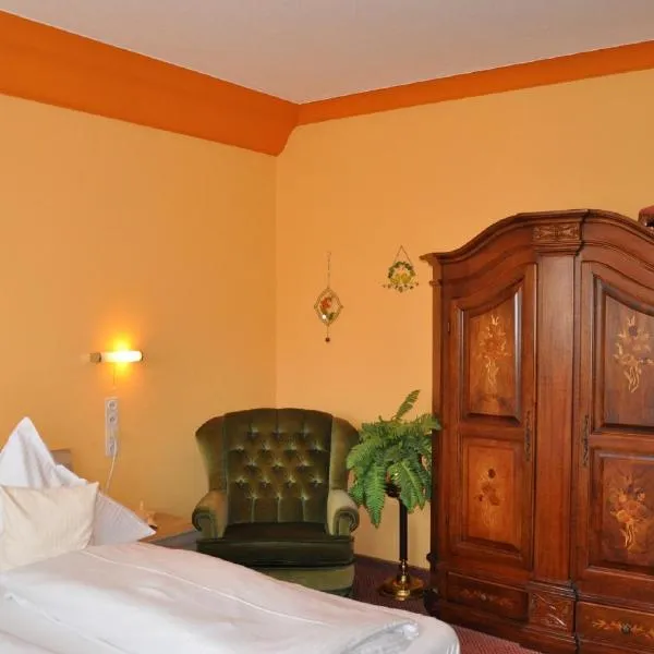 Pension Haus Gertrud, hotel v destinaci Donauwörth