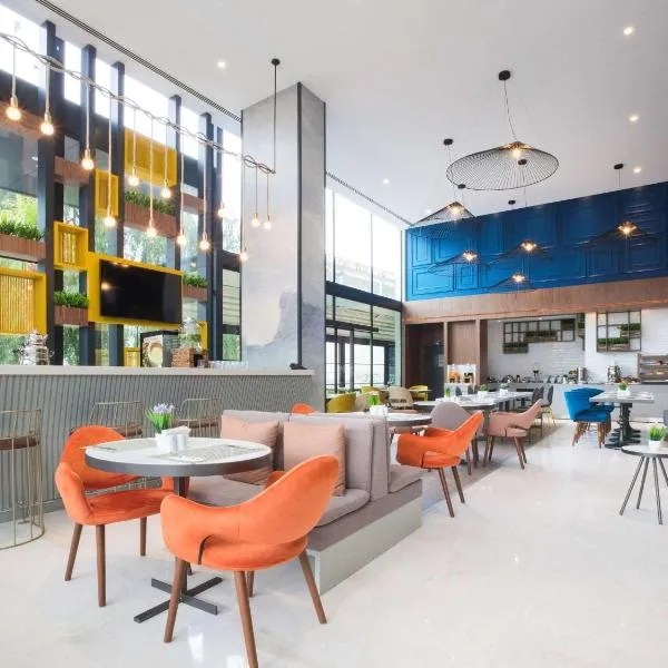 ibis Styles Izmir Bornova, hotel v destinaci Izmir