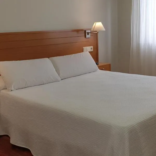 Hotel Arteixo, hotel en Vilarrodis