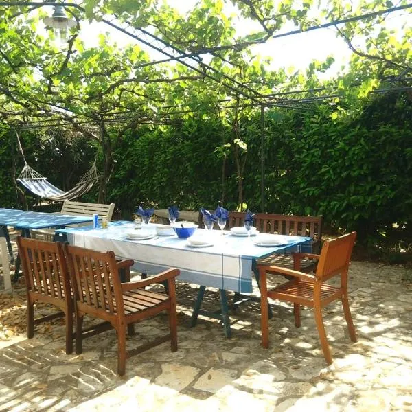 Apartments Ivas, hotel v destinaci Zambratija