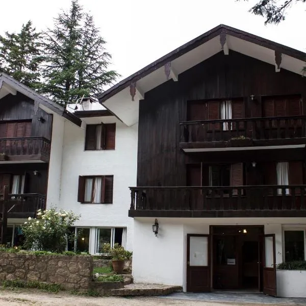 Solares Cumbrecita Hotel & Apart, hotel em Villa Berna