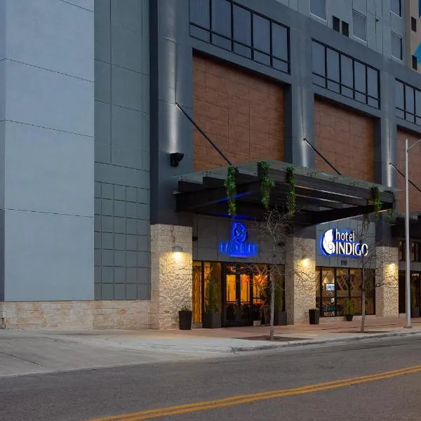 Hotel Indigo Austin Downtown - University by IHG, hotel di Austin