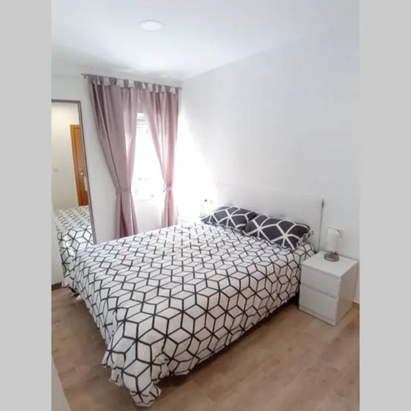 Apartamentos en Alameda junto al Corte Inglés, hotel Cartagenában