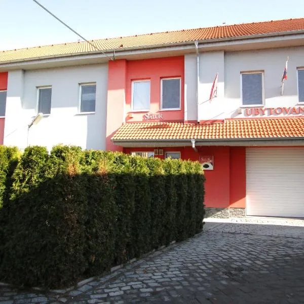 Salur, hotel v destinaci Nové Zámky