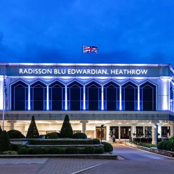 Radisson Blu Edwardian Heathrow Hotel, London, hotel in Hillingdon