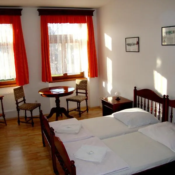 Penzion Aviatik, hotel a Čáslav