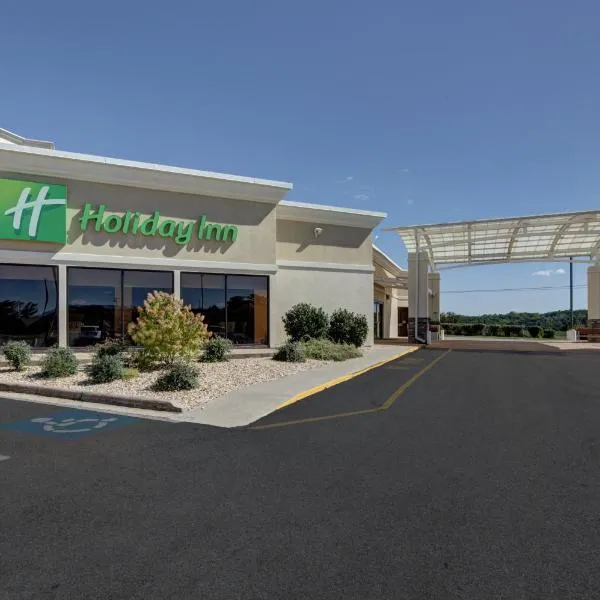 Holiday Inn Staunton Conference Center, an IHG Hotel, hotel en Fishersville