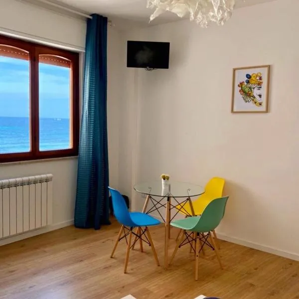 Mondello Beach - Rooms By The Sea, hotel Mondellóban
