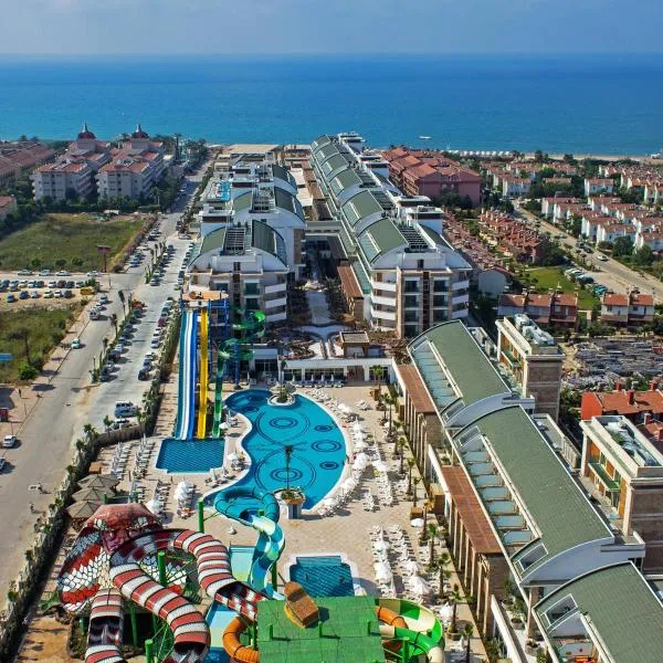 Crystal Waterworld Resort & Spa - Ultimate All Inclusive, hotel v destinaci Belek