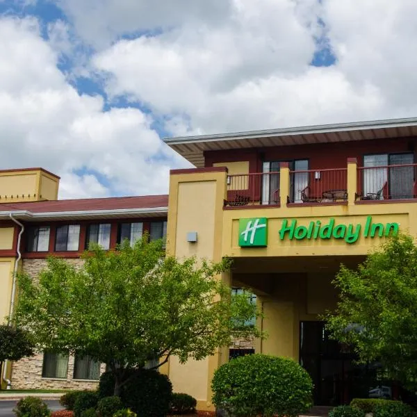 Holiday Inn Hotel Pewaukee-Milwaukee West, an IHG Hotel: Pewaukee şehrinde bir otel