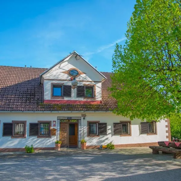 Holiday Farm Grofija, hotel di Ivančna Gorica