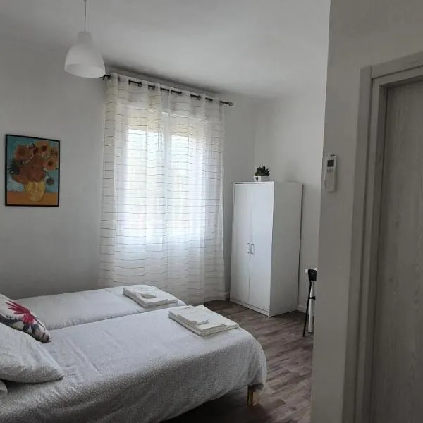 B&B Artis Faenza، فندق في فاينسا