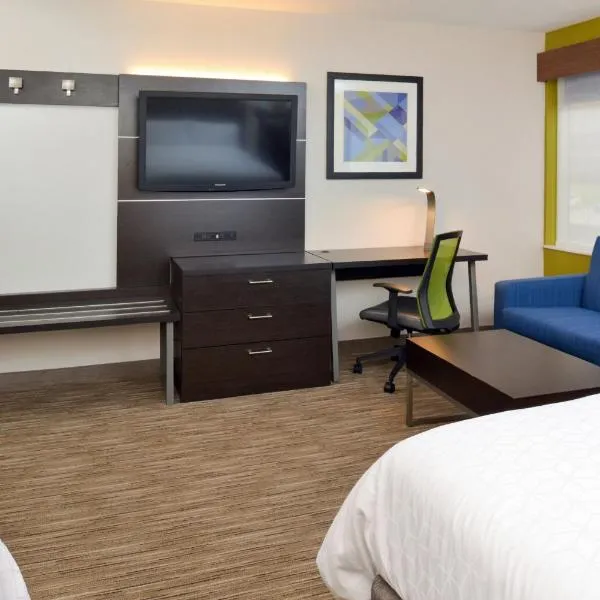 Holiday Inn Express Wixom by IHG, hotel in Wixom