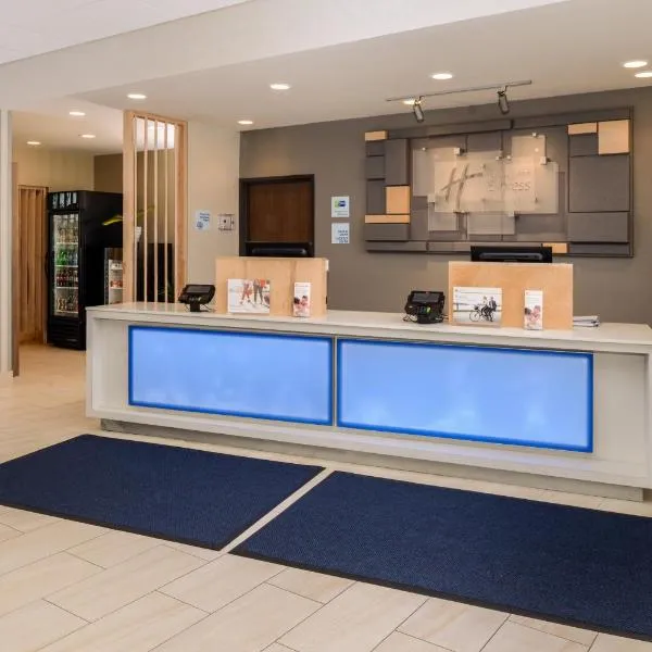 Holiday Inn Express & Suites Alachua - Gainesville Area by IHG, hotel di Alachua