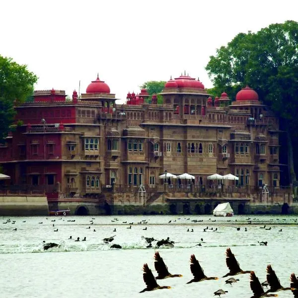 Gajner Palace-Heritage by HRH Group of Hotels, hotel in Dhaia