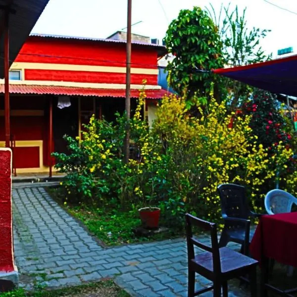 Gurkha Lodge, hótel í Pokhara