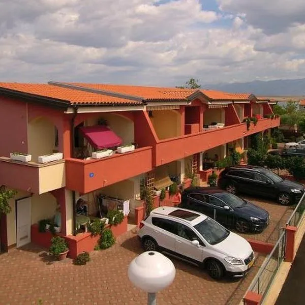 Edith's Olive Garden, hotel v destinaci Vir