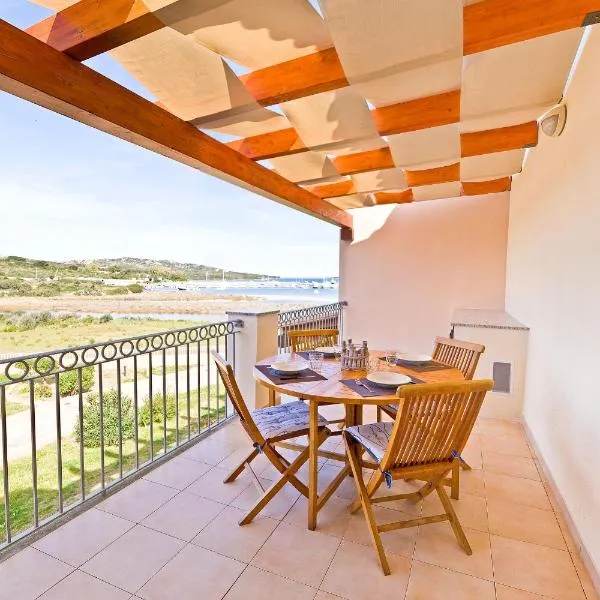 I Mirti di Porto Pozzo, ξενοδοχείο σε Porto Pozzo