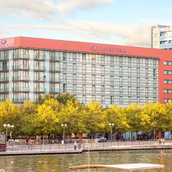 Crowne Plaza London - Docklands by IHG, מלון בלונדון