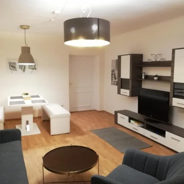 Ferienwohnung Familie Rauch, hotel Feldkirchen in Kärntenben