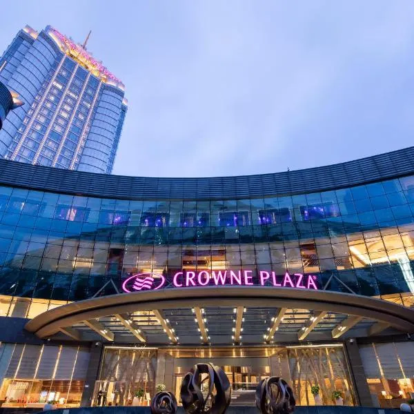 Crowne Plaza Taizhou, an IHG Hotel, hotel Tajcsouban