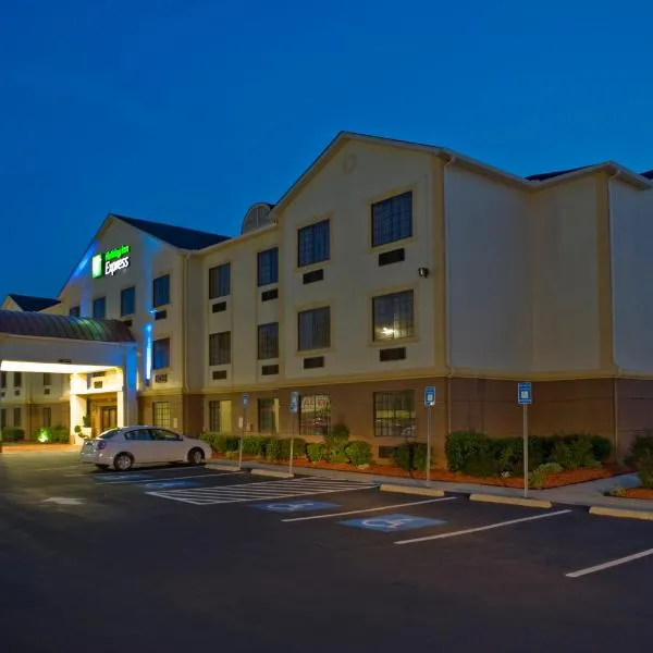 Holiday Inn Express Hotel & Suites Kennesaw Northwest - Acworth by IHG, hotel di Acworth