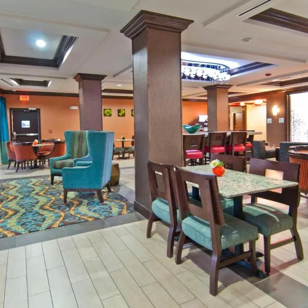 Holiday Inn Express & Suites San Antonio Frost Bank Center by IHG, готель у місті Сан-Антоніо