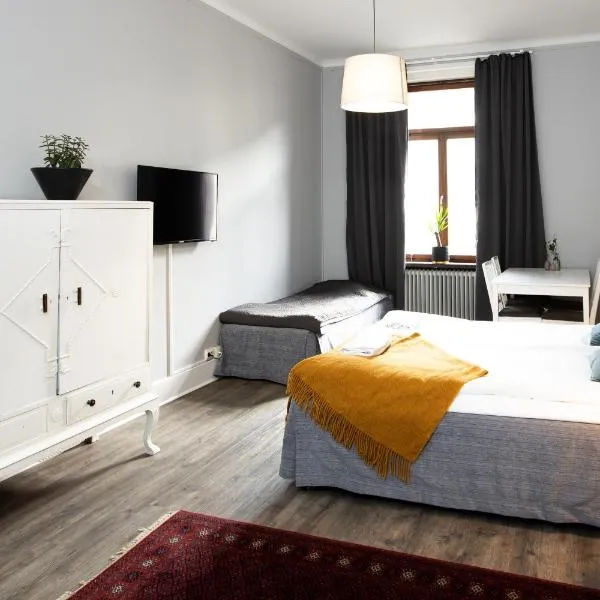 Systrar & Bönor Bed and Breakfast، فندق في تريلبورغ