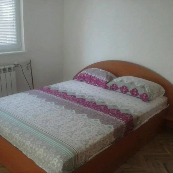 Семеен хотел Стаси, hotel v destinaci Pomorie