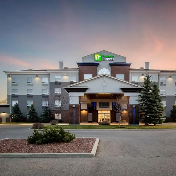 Holiday Inn Express Airdrie by IHG、エイドリーのホテル