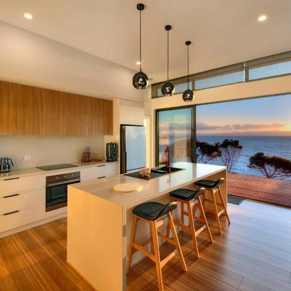Freycinet Coastal Retreat, hotel v destinaci Coles Bay
