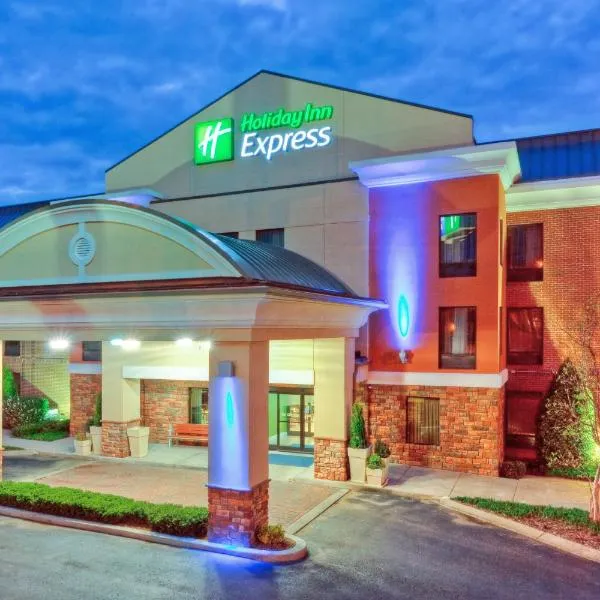 Holiday Inn Express Hotel & Suites Nashville Brentwood 65S, hotel v destinaci Brentwood