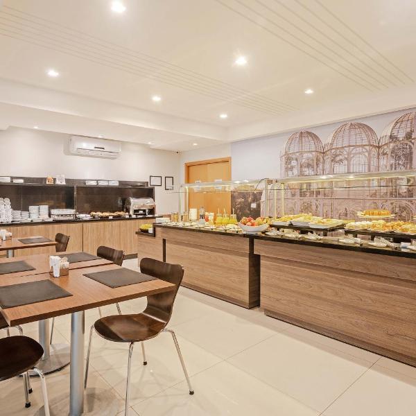 Slim Hotel Curitiba Av das Torres - Foto 4