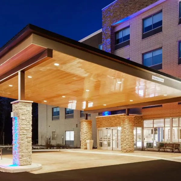 Holiday Inn Express & Suites Chicago North Shore - Niles by IHG, hotel v destinaci Niles