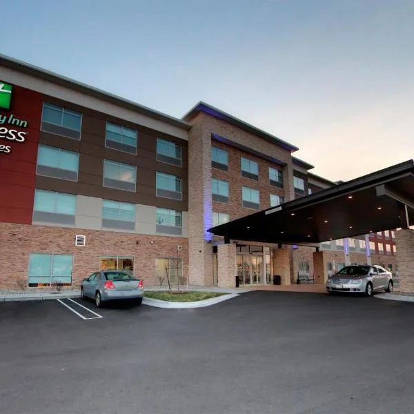 Holiday Inn Express & Suites - Detroit Northwest - Livonia, an IHG Hotel, hotel en Dearborn Heights