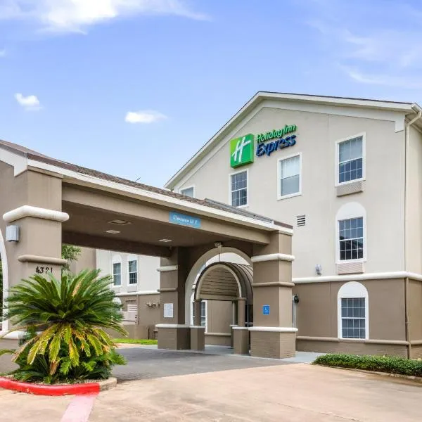 Holiday Inn Express Hotel & Suites Columbus, an IHG Hotel, hotell i Eagle Lake