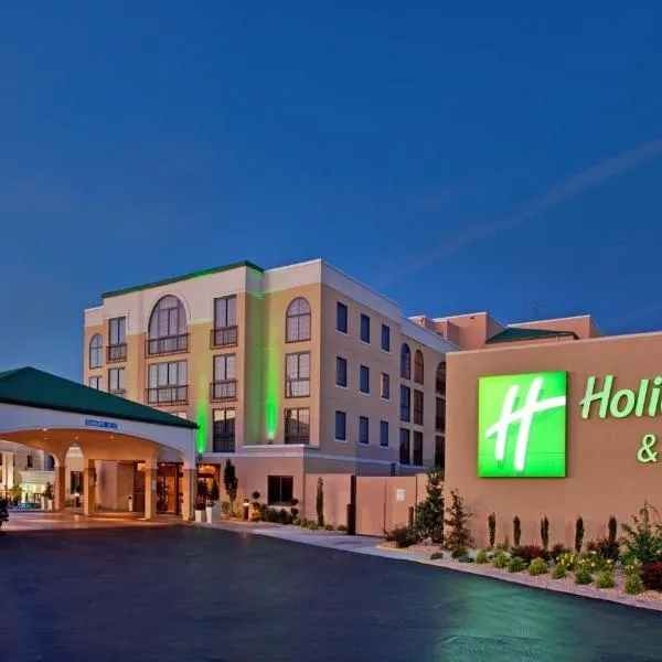 Holiday Inn Hotel & Suites Springfield, an IHG Hotel โรงแรมในสปริงฟิลด์