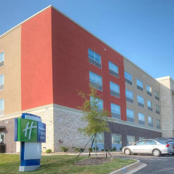 Holiday Inn Express & Suites - Fort Mill, an IHG Hotel โรงแรมในฟอร์ตมิลล์