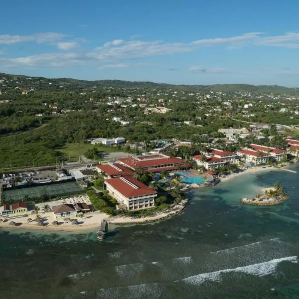 Holiday Inn Resort Montego Bay All-Inclusive, an IHG Hotel, hotell i Mount Zion