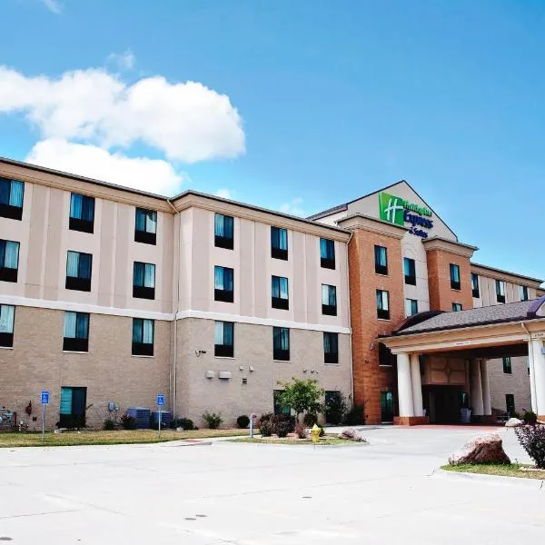 Holiday Inn Express and Suites Urbandale Des Moines by IHG, hotel v destinaci Urbandale